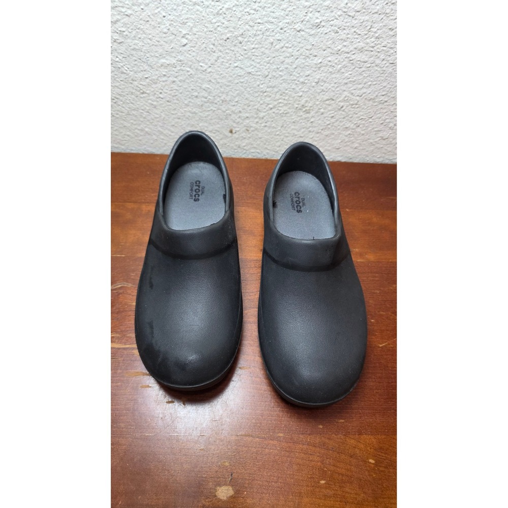 Crocs Neria Pro II Clog Women Size 7 Black Work Slip Resistant Nursing Shoes